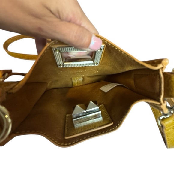 Yellow Leather Crossbody Bag - Picture 8 of 15